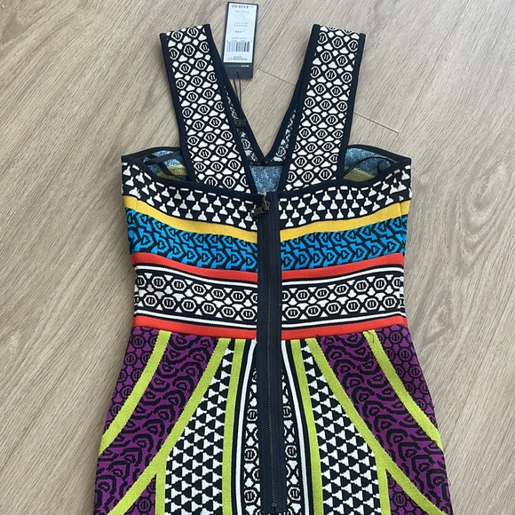 BCBC MAX AZRIA SUPER SEXY DRESS- MULTI-COLOR NWT’s. WOMENS - XXS - Picture 8 of 17